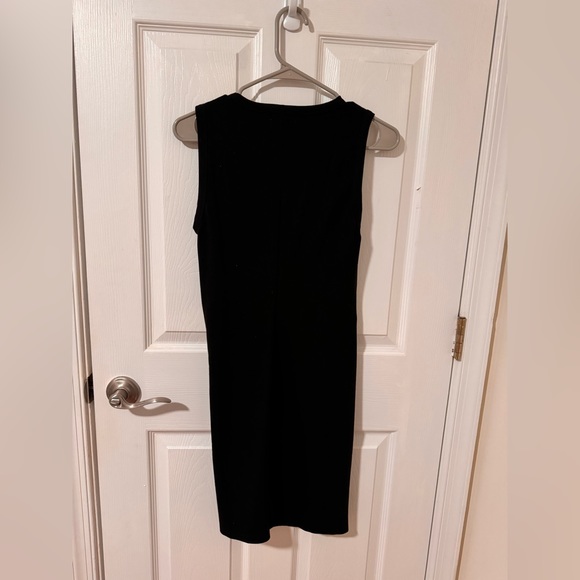 Black dress. Size M - Picture 2 of 2